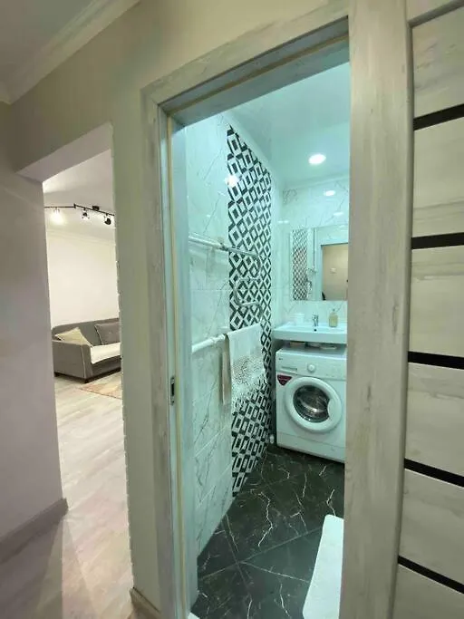 Супер-Квартира В Самой Эко-Зеленой Части Алматы Apartamento